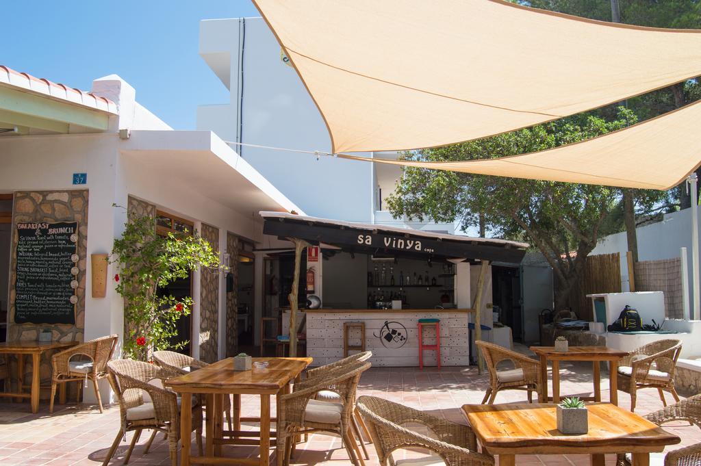 Hostal Mayans Es Pujols Exterior photo