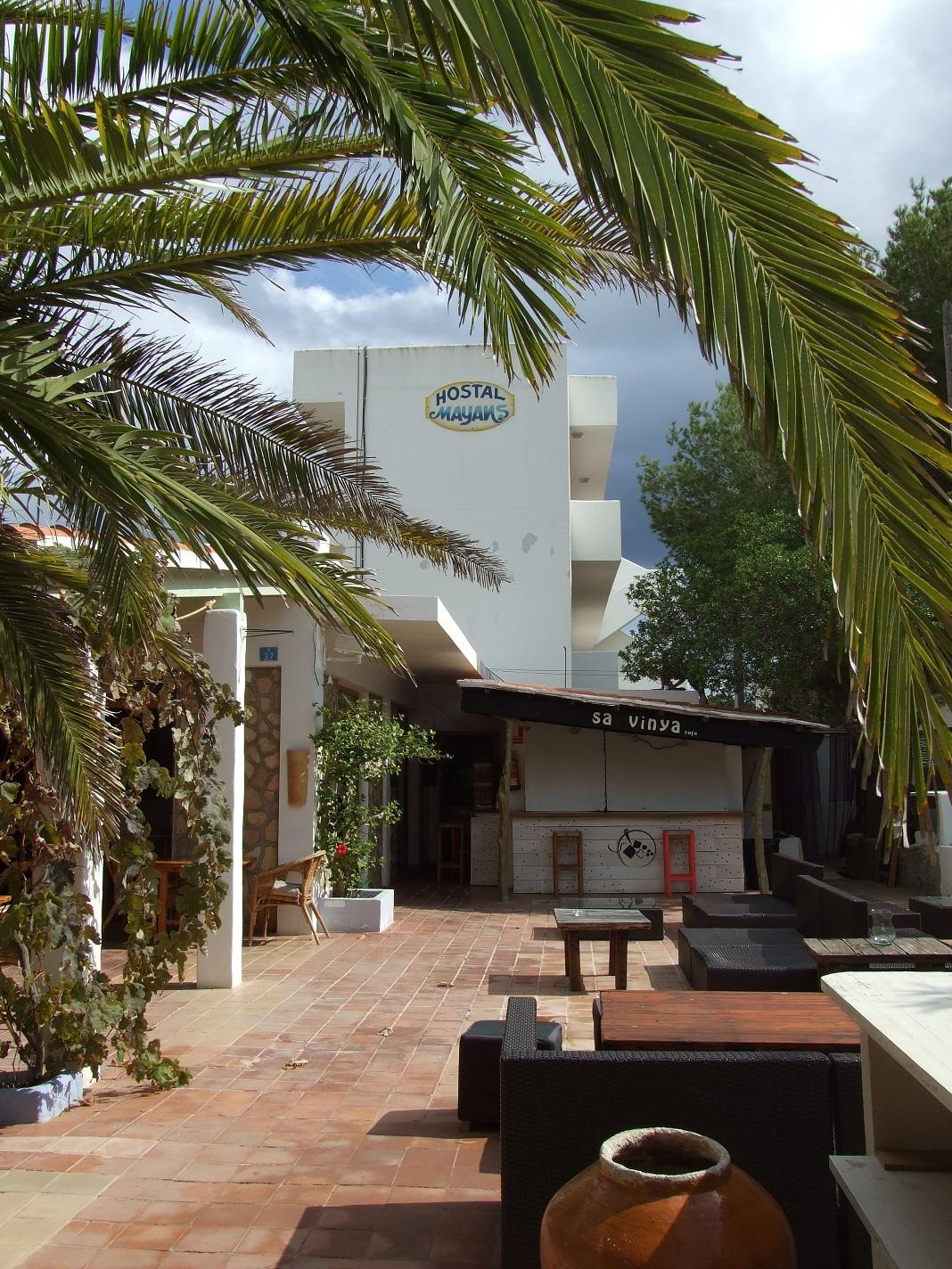 Hostal Mayans Es Pujols Exterior photo